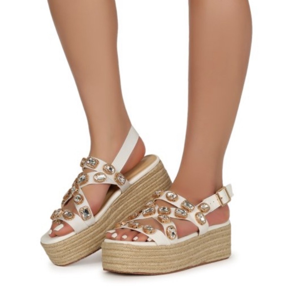 platform Sandals - Picture 2 of 5